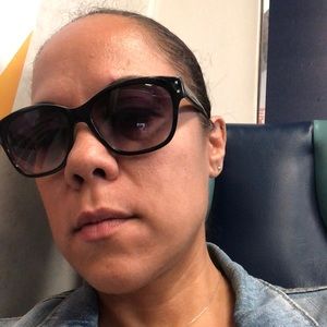 Meet your Posher, Monica